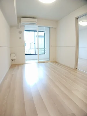 のマンスリーマンション・ウィークリーマンション「プロムナードＳ．Ｔ賀来北　Ⅲ 102・洋室(No.1279563)」メイン画像