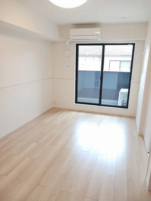 のマンスリーマンション・ウィークリーマンション「Ｅｘｃｅｌｌｅｎｔ　悠　Ⅲ　Ａ 203・洋室(No.1279600)」メイン画像