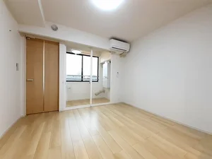 のマンスリーマンション・ウィークリーマンション「バル　リヴィエール 303・洋室(No.1279638)」メイン画像