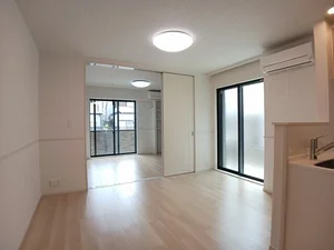 のマンスリーマンション・ウィークリーマンション「ミモザ 102・洋室(No.1279639)」メイン画像