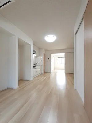 のマンスリーマンション・ウィークリーマンション「バウ　テラタイ 102・洋室(No.1279664)」メイン画像