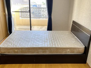 セミダブルのベッドになります★