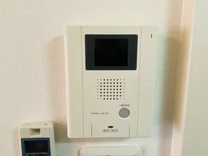 エレベーター付・オートロックモニター付なので女性に安心♪