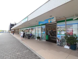 ファミリーマート