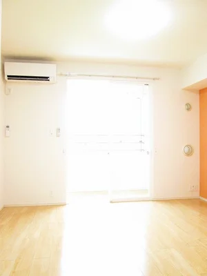 のマンスリーマンション・ウィークリーマンション「キャッスル‐Ｓ　Ⅲ 203・洋室(No.1279732)」メイン画像