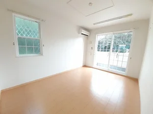 のマンスリーマンション・ウィークリーマンション「ラフイネ 101・洋室(No.1279795)」メイン画像