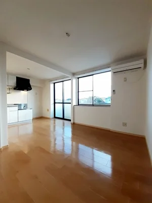 のマンスリーマンション・ウィークリーマンション「ニュ－エルディム平井Ⅲ 201・洋室(No.1279844)」メイン画像