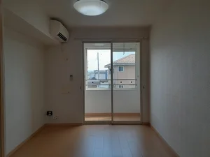 のマンスリーマンション・ウィークリーマンション「フェアリ－・テ－ル　Ⅰ 202・洋室(No.1279854)」メイン画像