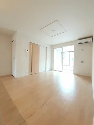 のマンスリーマンション・ウィークリーマンション「ケー・ビー・アイ　Ⅱ 103・洋室(No.1279884)」メイン画像