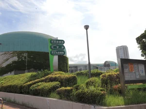 北九州市立中央図書館