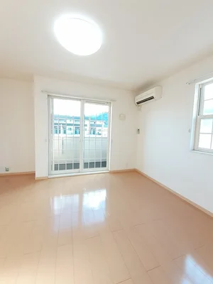 のマンスリーマンション・ウィークリーマンション「マイ　ディアⅡ 103・洋室(No.1279954)」メイン画像