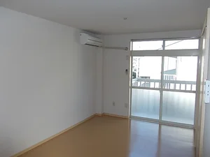 のマンスリーマンション・ウィークリーマンション「トラッド　木田谷Ⅲ 201・洋室(No.1280097)」メイン画像