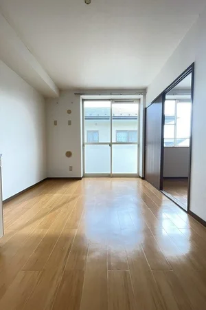 のマンスリーマンション・ウィークリーマンション「サニープレイスエイト 204・洋室(No.1280099)」メイン画像