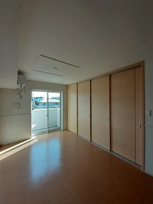 のマンスリーマンション・ウィークリーマンション「ボン　ボヤージュ 204・洋室(No.1280118)」メイン画像