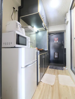 玄関には靴ベラやスリッパもご用意しておりますのでぜひご活用ください♪
