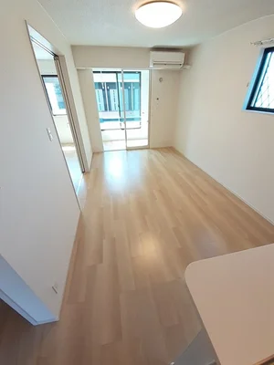 のマンスリーマンション・ウィークリーマンション「アラドハント　Ｂ 105・洋室(No.1280142)」メイン画像