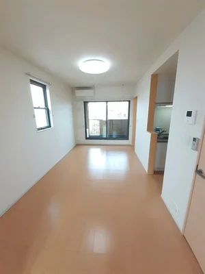 のマンスリーマンション・ウィークリーマンション「アン・ソレイユ 201・洋室(No.1280307)」メイン画像