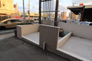 ゴミステーション 敷地内にあり