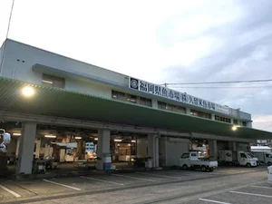 福岡県魚市場(株) 久留米魚市場まで徒歩2分