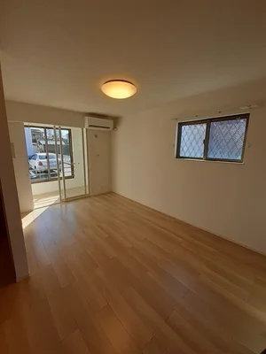 のマンスリーマンション・ウィークリーマンション「ラ・ティーダヒル 101・洋室(No.1280464)」メイン画像