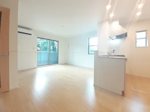 のマンスリーマンション・ウィークリーマンション「フォレスト　ソレイユⅢ 101・洋室(No.1280608)」メイン画像