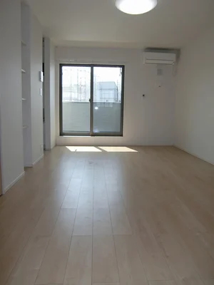 のマンスリーマンション・ウィークリーマンション「クオーレ　Ⅰ 203・洋室(No.1280617)」メイン画像