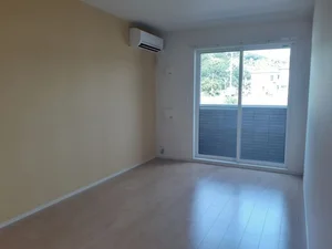 のマンスリーマンション・ウィークリーマンション「リバーサイド　インフィニティⅡ 102・洋室(No.1280688)」メイン画像