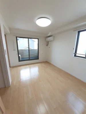 のマンスリーマンション・ウィークリーマンション「フラン総社 203・洋室(No.1280726)」メイン画像