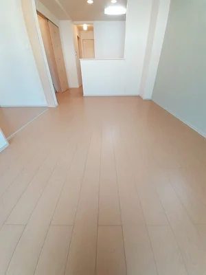 のマンスリーマンション・ウィークリーマンション「ルート３＆Ｍ・ＹⅥ 201・洋室(No.1280778)」メイン画像