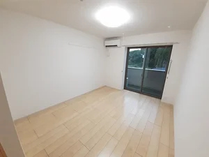 のマンスリーマンション・ウィークリーマンション「デルフィーノ 302・洋室(No.1281007)」メイン画像