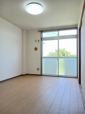 のマンスリーマンション・ウィークリーマンション「コーポソフィア 206・和室(No.1281051)」メイン画像