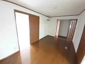 のマンスリーマンション・ウィークリーマンション「プレッソカルティエＢ 102・洋室(No.1281122)」メイン画像