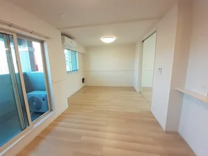 泉大津市のマンスリーマンション・ウィークリーマンション「ＳＷＩＳＳ　ＣＯＴＴＡＧＥ 202・洋室(No.1281238)」メイン画像