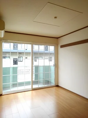 のマンスリーマンション・ウィークリーマンション「ドミールオカマエＣ 103・洋室(No.1281401)」メイン画像