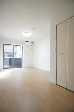 のマンスリーマンション・ウィークリーマンション「プヴォワール　与力 101・洋室(No.1281418)」メイン画像