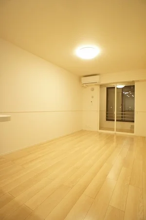 のマンスリーマンション・ウィークリーマンション「シェ・ドゥーヴル 102・洋室(No.1281420)」メイン画像