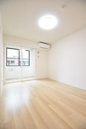 のマンスリーマンション・ウィークリーマンション「セントラル・ステーションＢ 103・洋室(No.1281422)」メイン画像