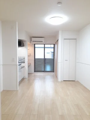 のマンスリーマンション・ウィークリーマンション「プラシード 105・洋室(No.1281537)」メイン画像