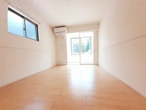 のマンスリーマンション・ウィークリーマンション「イースト・カーサＢ 104・洋室(No.1281546)」メイン画像