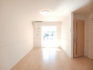 長野県のマンスリーマンション・ウィークリーマンション「ソッフィオーネⅡ 102・洋室(No.1281552)」メイン画像