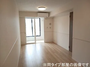 のマンスリーマンション・ウィークリーマンション「メゾン　マルベリィ 104・洋室(No.1281566)」メイン画像