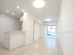 のマンスリーマンション・ウィークリーマンション「メゾン　マルベリィ 102・洋室(No.1281568)」メイン画像