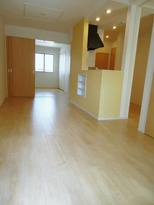 豊橋市のマンスリーマンション・ウィークリーマンション「カーサ　神宮　ｍｉｓｏｎｏ 202・洋室(No.1281588)」メイン画像