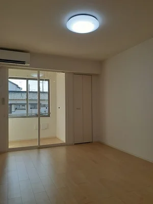 豊川市のマンスリーマンション・ウィークリーマンション「リヴ・シンフォニー 103・洋室(No.1281612)」メイン画像