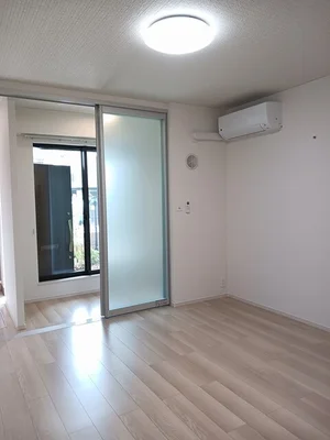 のマンスリーマンション・ウィークリーマンション「グラ―ヴェ御幸 103・洋室(No.1281615)」メイン画像