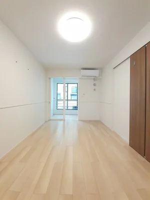 のマンスリーマンション・ウィークリーマンション「サンフラウア 102・洋室(No.1281634)」メイン画像