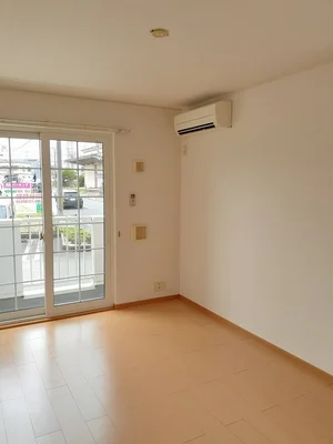 のマンスリーマンション・ウィークリーマンション「オプティⅢ 101・洋室(No.1281665)」メイン画像