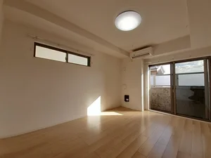 のマンスリーマンション・ウィークリーマンション「キアーロ　下田 101・洋室(No.1281733)」メイン画像