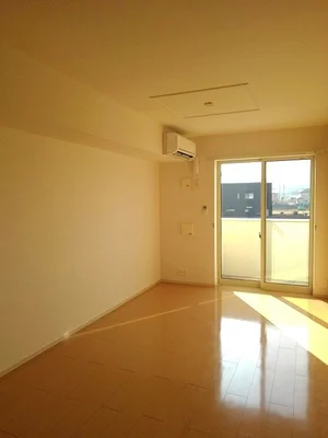 香川県のマンスリーマンション・ウィークリーマンション「ワイズＫＭ 202・洋室(No.1281751)」メイン画像