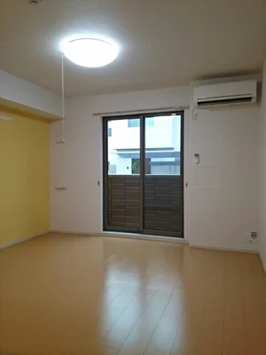 松山市のマンスリーマンション・ウィークリーマンション「プリンハウス 102・洋室(No.1281771)」メイン画像